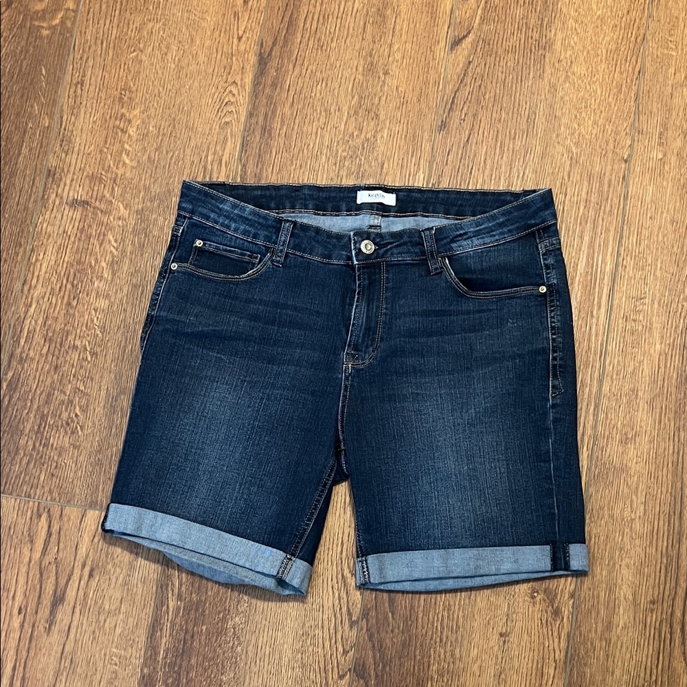 Kensie Dark Indigo Rolled Cuff Jean Shorts